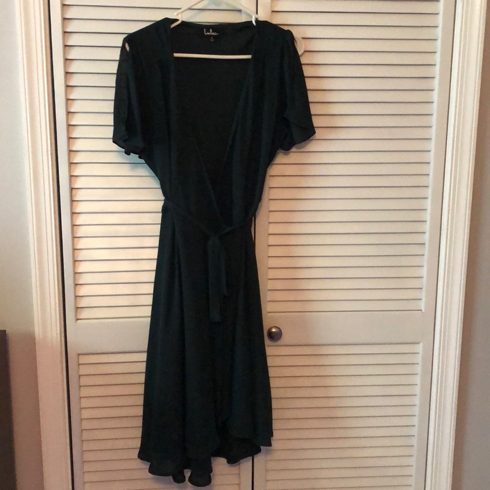 Lulu’s Emerald Green Midi Wrap Dress